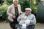 Vlaardingen 17 september 2021
Bas v Toor viert zijn 86e verjaardag . Er is een defile met Bassie en Adriaan auto's. Ook de vrouw van Bas , Coby zijn dochter Liesbeth en schoonzoon Evert waren aanwezig.