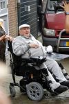 Vlaardingen 17 september 2021
Bas v Toor viert zijn 86e verjaardag . Er is een defile met Bassie en Adriaan auto's. Ook de vrouw van Bas , Coby zijn dochter Liesbeth en schoonzoon Evert waren aanwezig.