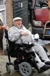 Vlaardingen 17 september 2021
Bas v Toor viert zijn 86e verjaardag . Er is een defile met Bassie en Adriaan auto's. Ook de vrouw van Bas , Coby zijn dochter Liesbeth en schoonzoon Evert waren aanwezig.