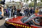 Vlaardingen 17 september 2021
Bas v Toor viert zijn 86e verjaardag . Er is een defile met Bassie en Adriaan auto's. Ook de vrouw van Bas , Coby zijn dochter Liesbeth en schoonzoon Evert waren aanwezig.