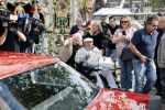 Vlaardingen 17 september 2021
Bas v Toor viert zijn 86e verjaardag . Er is een defile met Bassie en Adriaan auto's. Ook de vrouw van Bas , Coby zijn dochter Liesbeth en schoonzoon Evert waren aanwezig.