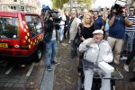 Vlaardingen 17 september 2021
Bas v Toor viert zijn 86e verjaardag . Er is een defile met Bassie en Adriaan auto's. Ook de vrouw van Bas , Coby zijn dochter Liesbeth en schoonzoon Evert waren aanwezig.