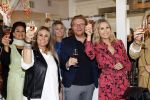Amsterdam 11 oktober 2021
Presentatie fit platform van Antje Monteiro fit at home health & lifestyle. Bastiaan Ragas met laura Vlasblom