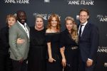 Amsterdam 6 september 2021
Premiere Mijn beste vriendin Anne Frank in Tuschinski.
Bianca Krijgsman, Andre Dongelmans, Rian Gerritsen, Ilse Warringa en Maaike Martens met partner Bart Meuter