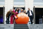 Amsterdam 2 september 2021
Aftrap van Stoptober bij Vondel CS.
Aanwezig Patricia PaaY Hans Klok Bill v Dijk  Louisa en Rowan en Patrick Martens .