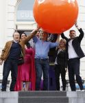 Amsterdam 2 september 2021
Aftrap van Stoptober bij Vondel CS.
Aanwezig Patricia PaaY Hans Klok Bill v Dijk  Louisa en Rowan en Patrick Martens .