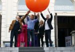 Amsterdam 2 september 2021
Aftrap van Stoptober bij Vondel CS.
Aanwezig Patricia PaaY Hans Klok Bill v Dijk  Louisa en Rowan en Patrick Martens .