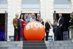 Amsterdam 2 september 2021
Aftrap van Stoptober bij Vondel CS.
Aanwezig Patricia PaaY Hans Klok Bill v Dijk  Louisa en Rowan en Patrick Martens .