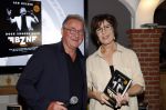 Volendam 12 oktober 2021
Boekpresentatie Jan Keizer bij Hotel Spaander in Volendam . Alle oude bendleden van BZN zijn aanwezig zoals Annie Schilder Carola Smit Jan Tuijp Jack Veerman Thomas Tol Dick Plat