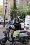 Amsterdam 11 oktober 2021
Presentatie fit platform van Antje Monteiro fit at home health & lifestyle. Chimene v Oosterhout en tanja Jess kwamen op vespa scooter