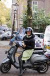 Amsterdam 11 oktober 2021
Presentatie fit platform van Antje Monteiro fit at home health & lifestyle. Chimene v Oosterhout en tanja Jess kwamen op vespa scooter