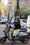 Amsterdam 11 oktober 2021
Presentatie fit platform van Antje Monteiro fit at home health & lifestyle. Chimene v Oosterhout en tanja Jess kwamen op vespa scooter