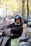 Amsterdam 11 oktober 2021
Presentatie fit platform van Antje Monteiro fit at home health & lifestyle. Chimene v Oosterhout en tanja Jess kwamen op vespa scooter