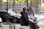 Amsterdam 11 oktober 2021
Presentatie fit platform van Antje Monteiro fit at home health & lifestyle. Chimene v Oosterhout en tanja Jess kwamen op vespa scooter