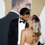 Amsterdam 28 september 2021
Premiere James Bond in Tuschinski.
Emma Heesters met haar vriend voetballer Wesley Hoedt