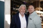Almere 16 oktober 2021
De zoon van Ernst daniel Smid opent een restaurant in Almere . Het restaurant heet pier 39.
Ernst daniel kwam met zijn vriendin