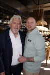 Almere 16 oktober 2021
De zoon van Ernst daniel Smid opent een restaurant in Almere . Het restaurant heet pier 39.
Ernst daniel kwam met zijn vriendin