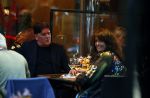 Amsterdam 4 oktober 2021
Frank masmeijer met zijn vriendin Anita Oostingh op terras bij v Dam in Amsterdam zuid