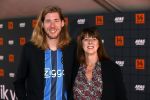 Leusden 25 september 2021
Premiere Nummer 14 ( Johan Cruijff ) in het AFAS Theater. Frank v d Lende met zijn moeder