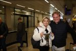 Schiphol 17 oktober 2021
Gallyon v Vessem met haar man op schiphol