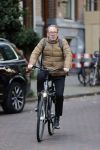 Amsterdam 20 september 2021
Gijs Scholten v Asschat op de fiets in Amsterdam zuid