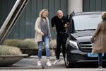 Schiphol 17 oktober 2021
Gordon gaat emigreren naar Dubai en vertrekt vanag Schiphol met div vrienden. Oa Patrick Kathy zijn manager Nathalie  Moser en vriend Jeffrey de Visser gaan met hem mee
