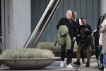 Schiphol 17 oktober 2021
Gordon gaat emigreren naar Dubai en vertrekt vanag Schiphol met div vrienden. Oa Patrick Kathy zijn manager Nathalie  Moser en vriend Jeffrey de Visser gaan met hem mee
