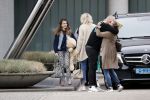 Schiphol 17 oktober 2021
Gordon gaat emigreren naar Dubai en vertrekt vanag Schiphol met div vrienden. Oa Patrick Kathy zijn manager Nathalie  Moser en vriend Jeffrey de Visser gaan met hem mee