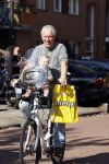 Amsterdam 22 september 2021
Hajo Bruins met zijn dochter Teddy Marie Keet op de fiets.