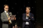Utrecht 10 oktober 2021
Hans Kazan krijgt de Fred Kaps award.
Zijn vrouw Wendy en zoon Steven Kazan