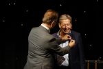 Utrecht 10 oktober 2021
Hans Kazan krijgt de Fred Kaps award.
Zijn vrouw Wendy en zoon Steven Kazan