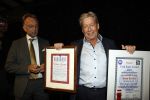 Utrecht 10 oktober 2021
Hans Kazan krijgt de Fred Kaps award.
Zijn vrouw Wendy en zoon Steven Kazan