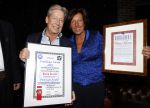 Utrecht 10 oktober 2021
Hans Kazan krijgt de Fred Kaps award.
Zijn vrouw Wendy en zoon Steven Kazan