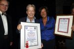 Utrecht 10 oktober 2021
Hans Kazan krijgt de Fred Kaps award.
Zijn vrouw Wendy en zoon Steven Kazan
