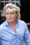Amsterdam 2 september 2021
Aftrap van Stoptober bij Vondel CS.
Aanwezig Patricia PaaY Hans Klok Bill v Dijk  Louisa en Rowan en Patrick Martens .
