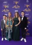 Scheveningen 26 september 2021
Premiere Aladdin in het circustheater.
Heleen v Royen met haar zwangere dochter en 2 bonus kleinkinderen