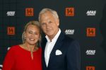 Leusden 25 september 2021
Premiere Nummer 14 ( Johan Cruijff ) in het AFAS Theater. Jaap Jongbloed met zijn vrouw inge