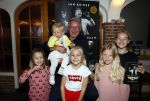 Volendam 12 oktober 2021
Boekpresentatie Jan Keizer bij Hotel Spaander in Volendam . Alle oude bendleden van BZN zijn aanwezig zoals Annie Schilder Carola Smit Jan Tuijp Jack Veerman Thomas Tol Dick Plat