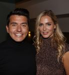 Amsterdam 14 oktober 2021
Televizierring gala in Carre Amsterdam. Jan Smit met zijn vrouw Liza en Nikkie Tutorials