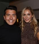 Amsterdam 14 oktober 2021
Televizierring gala in Carre Amsterdam. Jan Smit met zijn vrouw Liza en Nikkie Tutorials