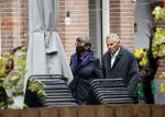 Amsterdam 3 oktober 2021
Jan Stekelenburg  met zijn vrouw wandelend door Amsterdam.