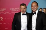 Amsterdam 11 oktober 2021
Premiere Liefde zonder grenzenin Tuschinski met in de hoofdrol Yolanthe Cabau v Kasbergen Jim Bakkum Soy Kroon Abbey Hoes  Hajo Bruins en Peggy Vrijens , John de Bever kwam met zijn Partner Cees en Sieneke met een kennis