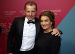 Amsterdam 11 oktober 2021
Premiere Liefde zonder grenzenin Tuschinski met in de hoofdrol Yolanthe Cabau v Kasbergen Jim Bakkum Soy Kroon Abbey Hoes  Hajo Bruins en Peggy Vrijens , John de Bever kwam met zijn Partner Cees en Sieneke met een kennis