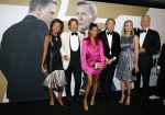 Amsterdam 28 september 2021
Premiere James Bond in Tuschinski. Jort Kelder en Welmoed Sijtsma met team