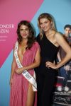 Amsterdam 11 oktober 2021
Premiere Liefde zonder grenzenin Tuschinski met in de hoofdrol Yolanthe Cabau v Kasbergen Jim Bakkum Soy Kroon Abbey Hoes  Hajo Bruins en Peggy Vrijens . Julia Sinning kwam met Denise Speelman