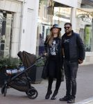 Amsterdam 8 oktober 2021
Kim feenstra en haar vriend Stanley tailor op de pc hooftstraat met hun zoon