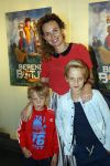 Amsterdam 26 september 2021
Premiere Berend Botje in pathe arena . Kim Pieters met zoons