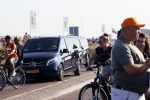 Zandvoort 5 september 2021
GP formule 1 op Zandvoort .
Aanwezig oa Koning Willem Alexander Koningin maxima Prinses Amalia en prinses Ariane . De koninklijke amilie stond vast tussen het publiek in hun mercedes busje