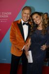 Amsterdam 11 oktober 2021
Premiere Liefde zonder grenzenin Tuschinski met in de hoofdrol Yolanthe Cabau v Kasbergen Jim Bakkum Soy Kroon Abbey Hoes  Hajo Bruins en Peggy Vrijens . Marcel Boekhoorn met zijn vriendin Rebecca Cabau v Kasbereg