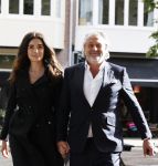 Amsterdam 11 oktober 2021
Mark teurlings met zijn vriendin kim op de cornelis schuytstraat